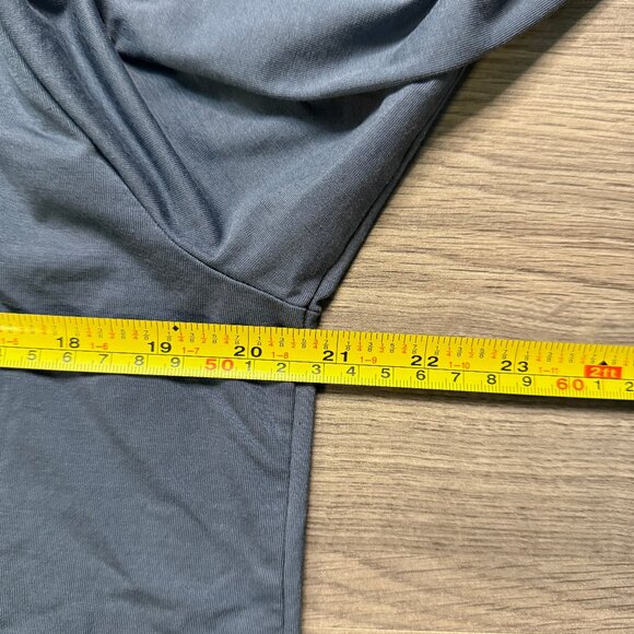 Lululemon Men's The Fundamental Long Sleeve Shirt - Oil Grey - Picture 4 of 5